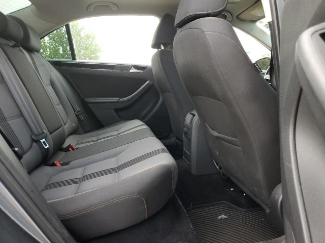 2017 VOLKSWAGEN JETTA SE  