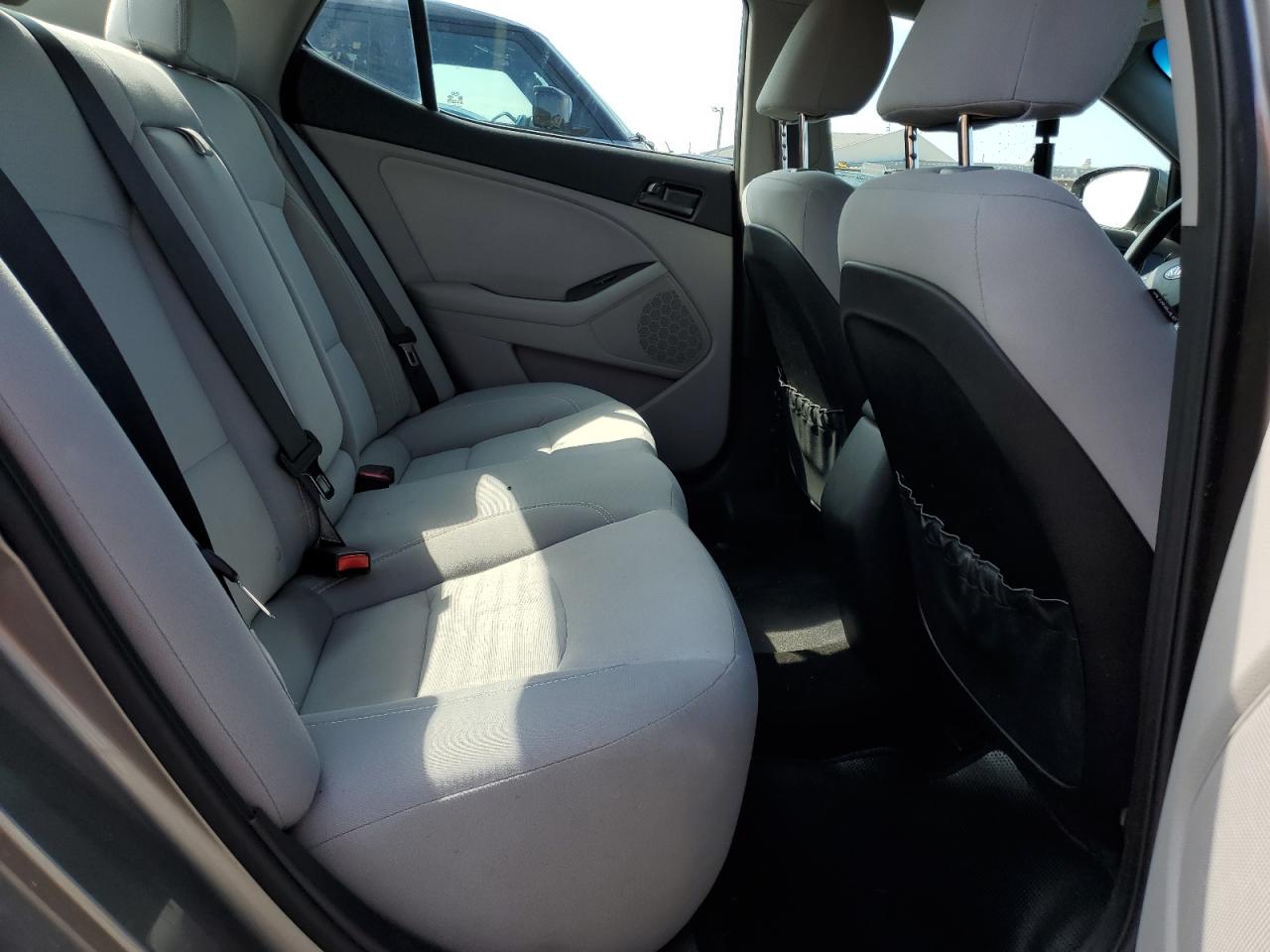 2013 Kia Optima Lx VIN: 5XXGM4A7XDG093328 Lot: 70602945
