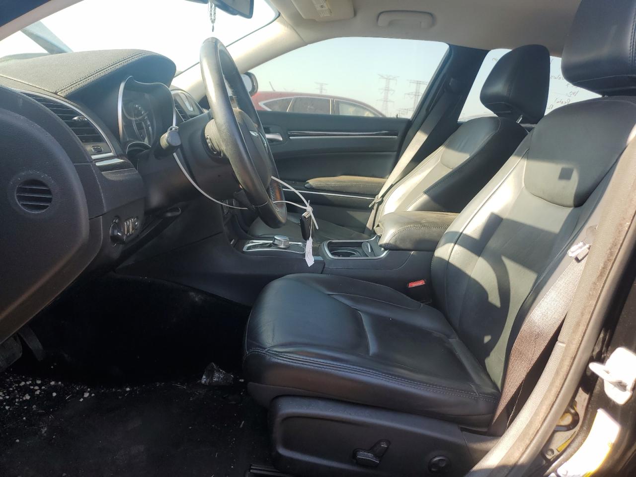 2015 Chrysler 300 Limited VIN: 2C3CCARGXFH782052 Lot: 68127135