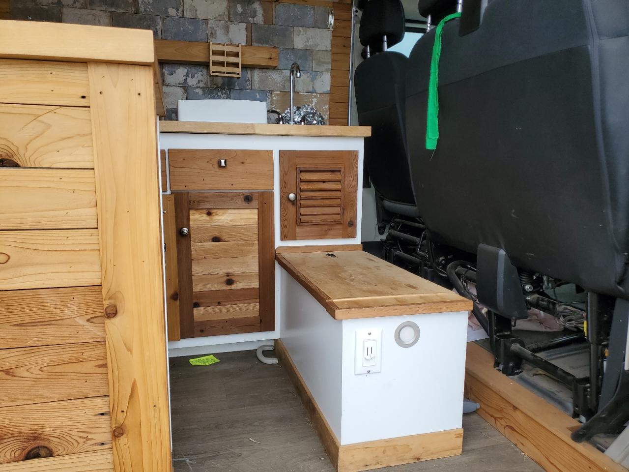 2014 Ram Promaster 1500 1500 High VIN: 3C6TRVBG8EE111296 Lot: 66442485