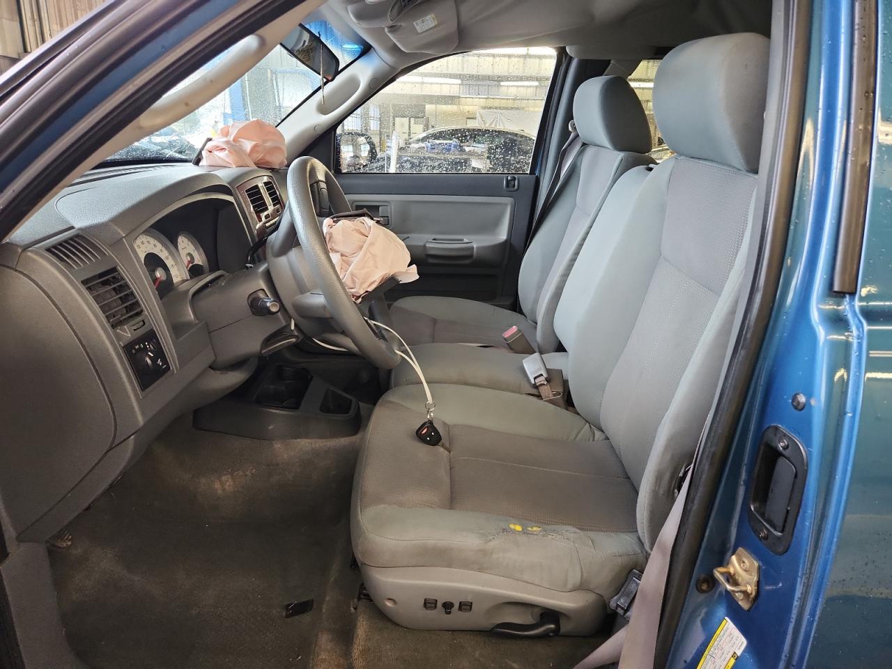 2005 Dodge Dakota Slt VIN: 1D7HE42N75S209600 Lot: 69435895