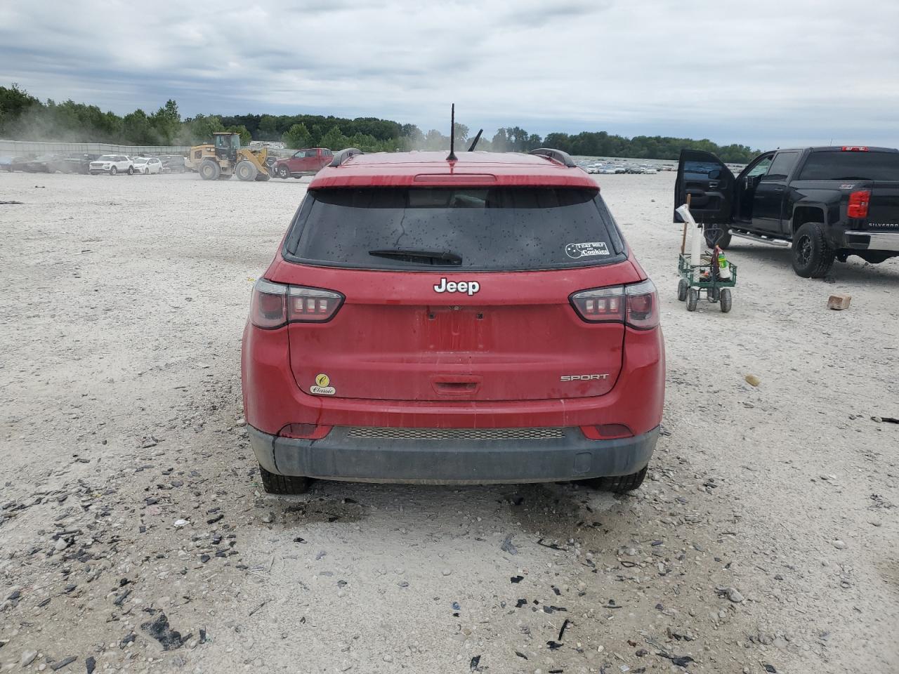 2018 Jeep Compass Sport VIN: 3C4NJCAB8JT265502 Lot: 67468855