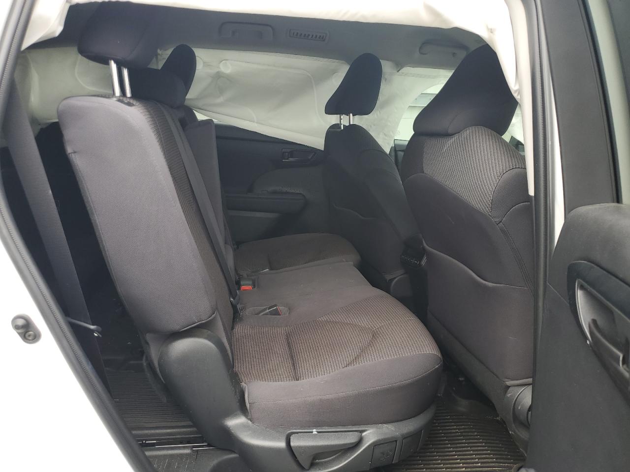 2022 Toyota Highlander L VIN: 5TDZZRAH4NS555513 Lot: 67022455