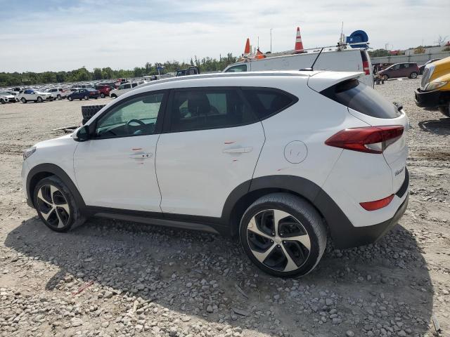  HYUNDAI TUCSON 2016 Белы