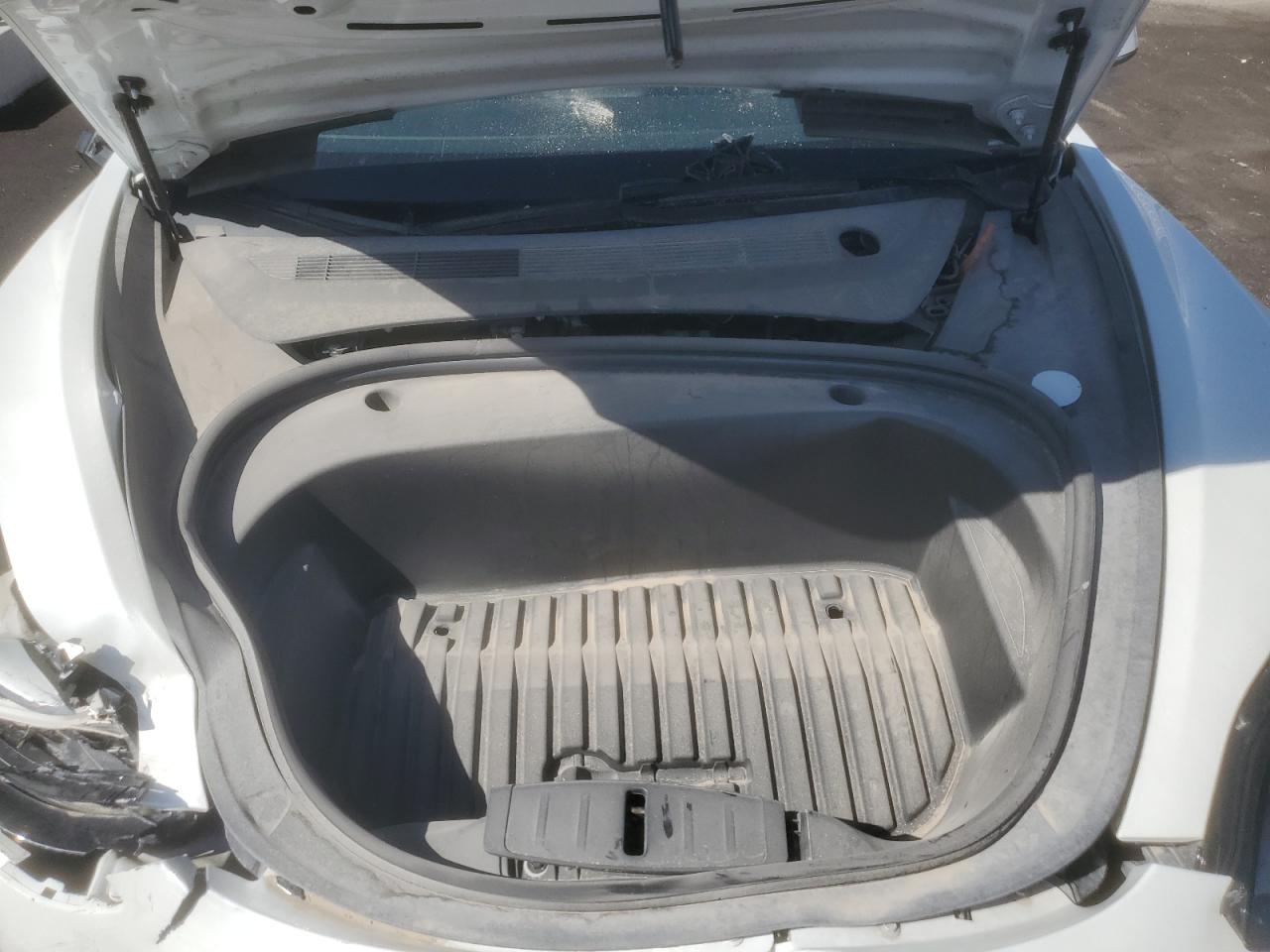 2022 Tesla Model 3 VIN: 5YJ3E1EB1NF160914 Lot: 70033655