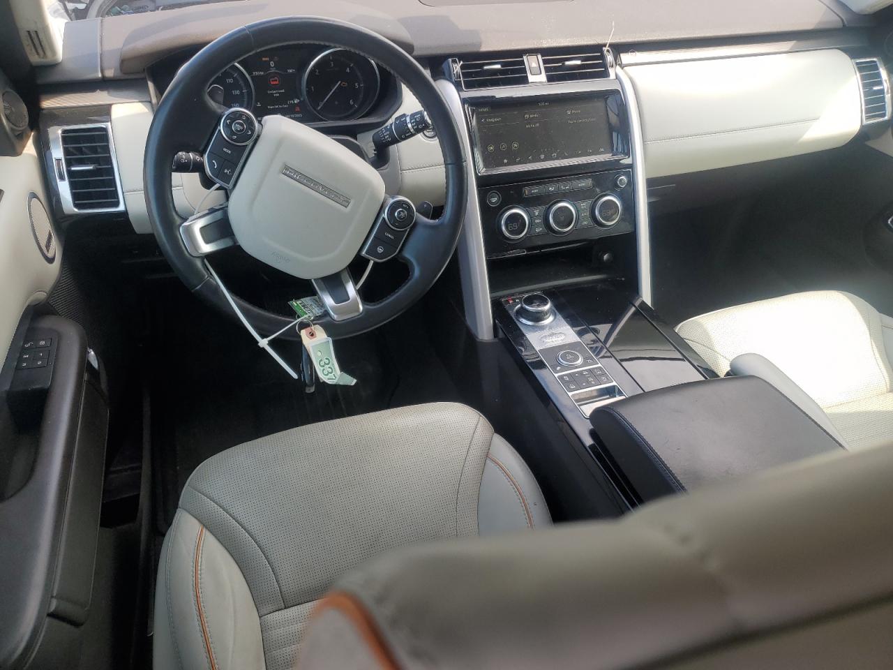 2017 Land Rover Discovery Hse Luxury VIN: SALRHBBK7HA023414 Lot: 69743625