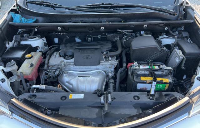 2017 TOYOTA RAV4 XLE  