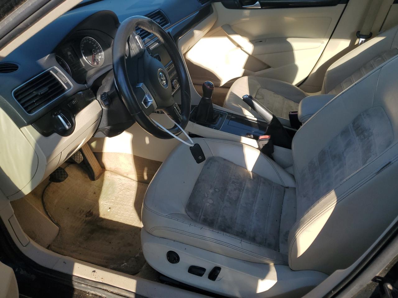 2012 Volkswagen Passat Sel VIN: 1VWCH7A30CC012964 Lot: 70912735