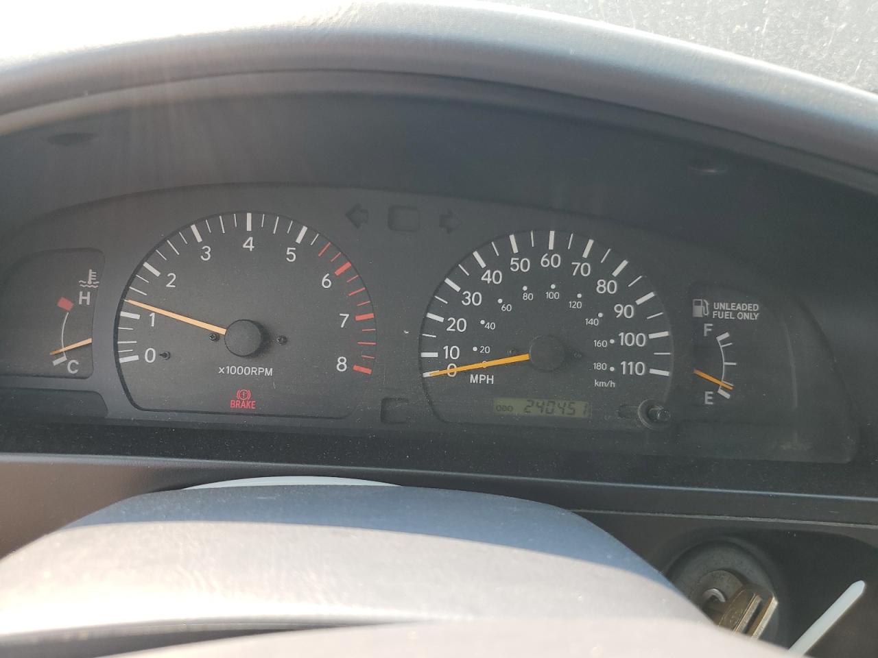 2000 Toyota Tacoma Xtracab VIN: 4TAWN72NXYZ629135 Lot: 69763105