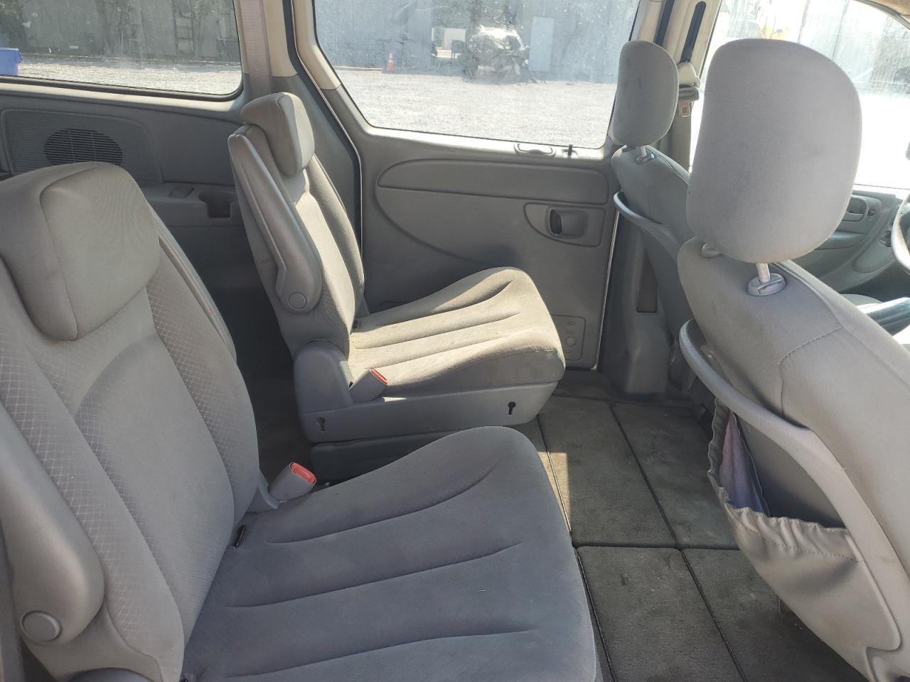 2007 Chrysler Town & Country Lx VIN: 2A4GP44R87R340243 Lot: 68647365