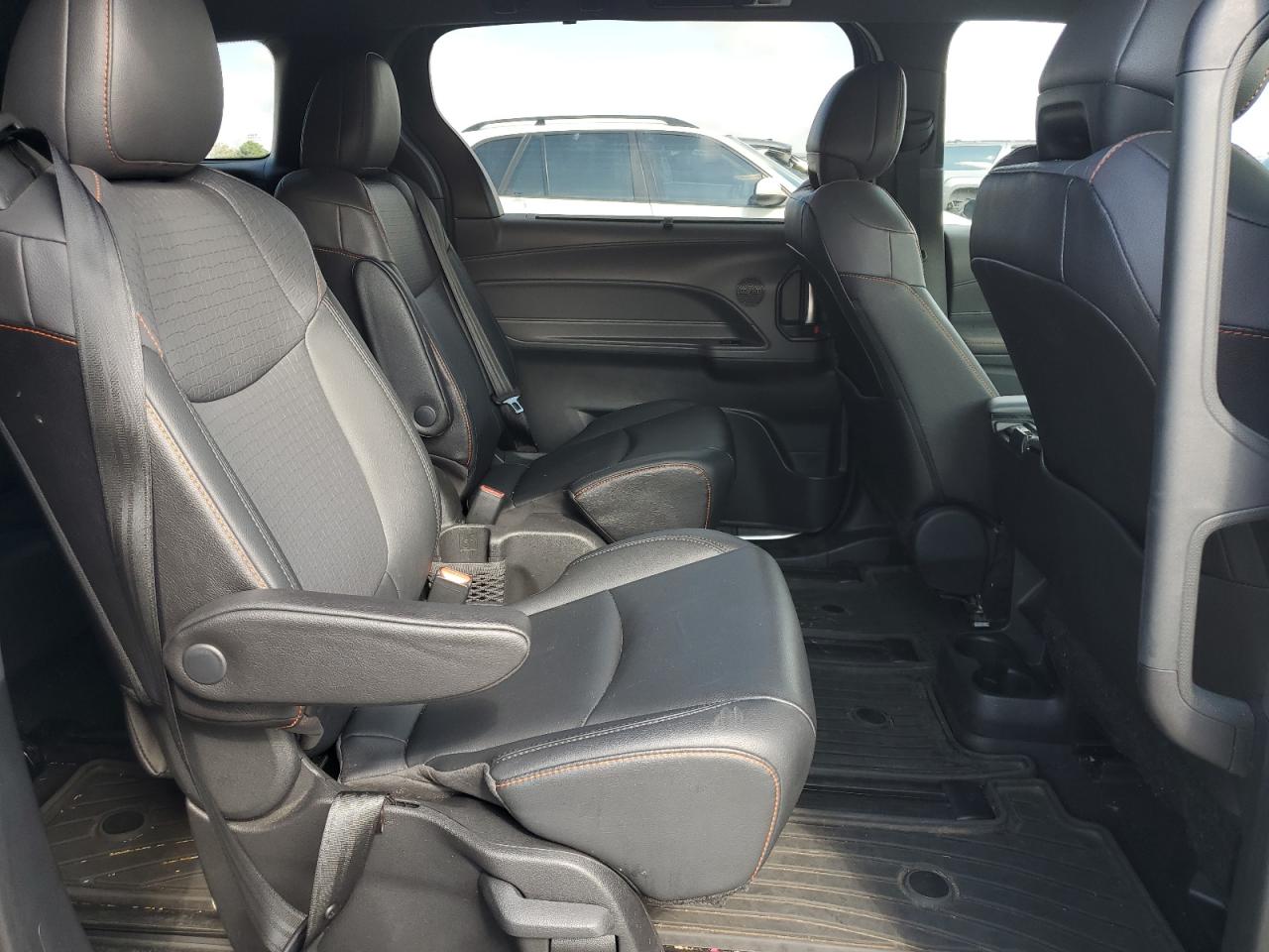 2021 Toyota Sienna Xse VIN: 5TDXSKFC9MS016755 Lot: 70024605