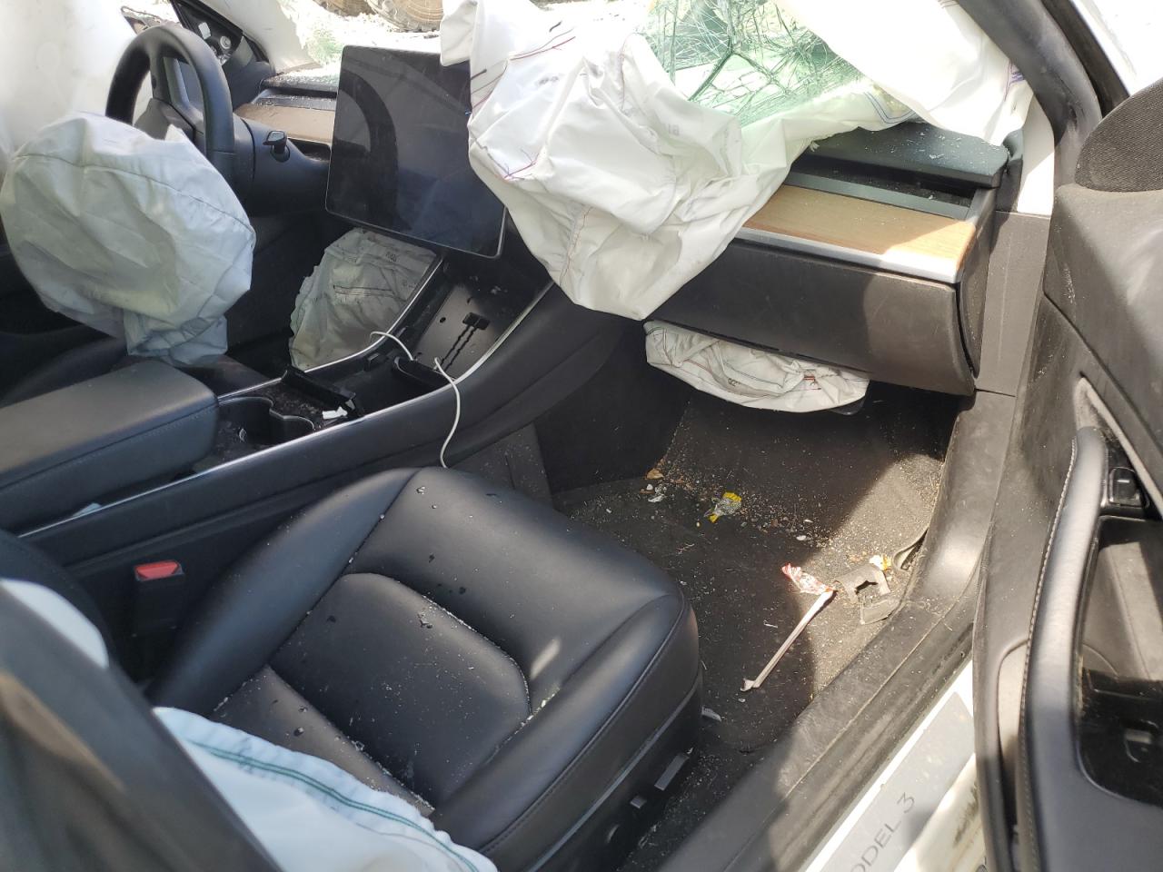 2019 Tesla Model 3 VIN: 5YJ3E1EA7KF299819 Lot: 68938495