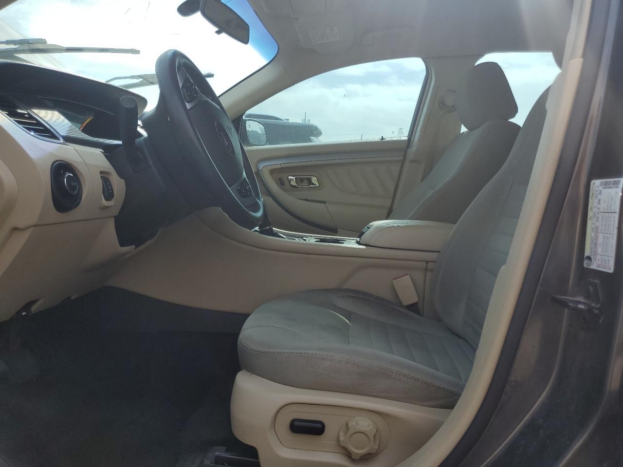 2016 Ford Taurus Se VIN: 1FAHP2D86GG129622 Lot: 68586835