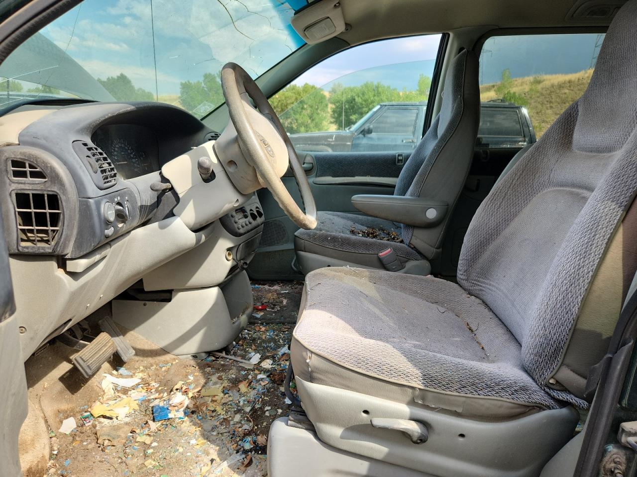 1997 Dodge Grand Caravan Se VIN: 1B4GP44R7VB368758 Lot: 69142585