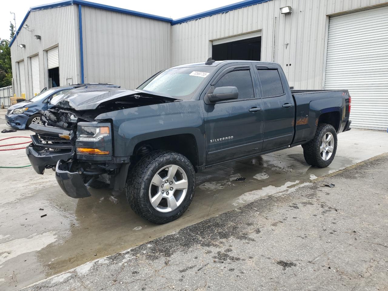 2018 Chevrolet Silverado K1500 Lt grey null gas 1GCVKREC5JZ128514 photo #1