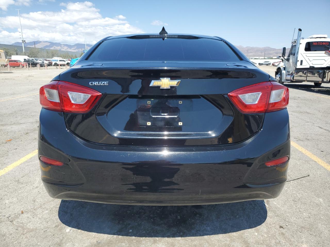 2019 Chevrolet Cruze Ls VIN: 1G1BC5SM0K7128531 Lot: 71045985