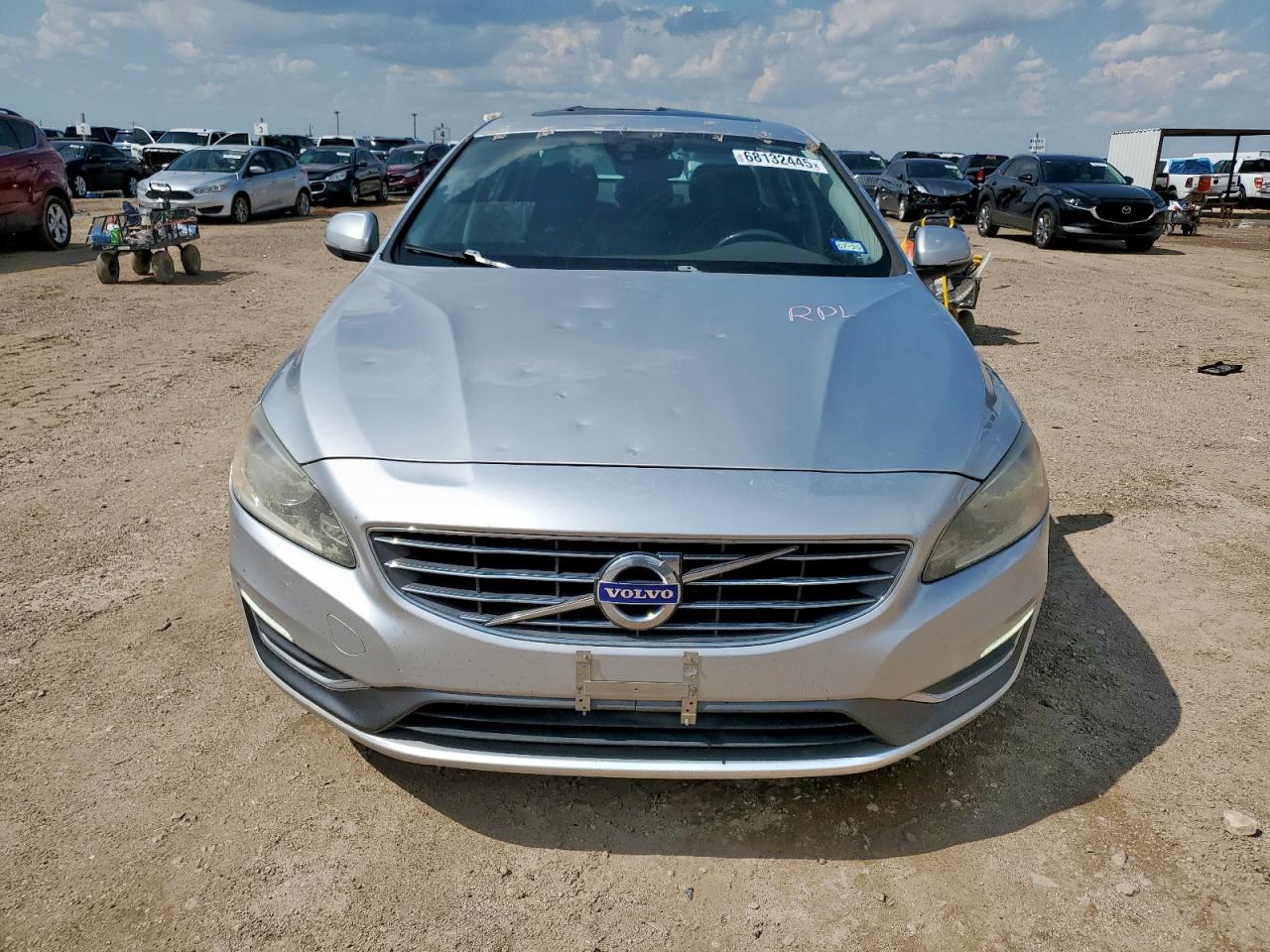 LYV402TK6HB139834 VOLVO S60 2017 SILVER Photo 5