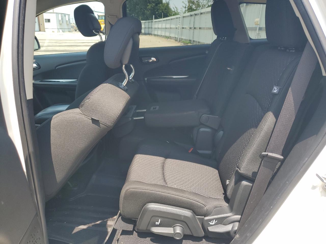 2019 Dodge Journey Se VIN: 3C4PDCAB5KT770916 Lot: 67070065