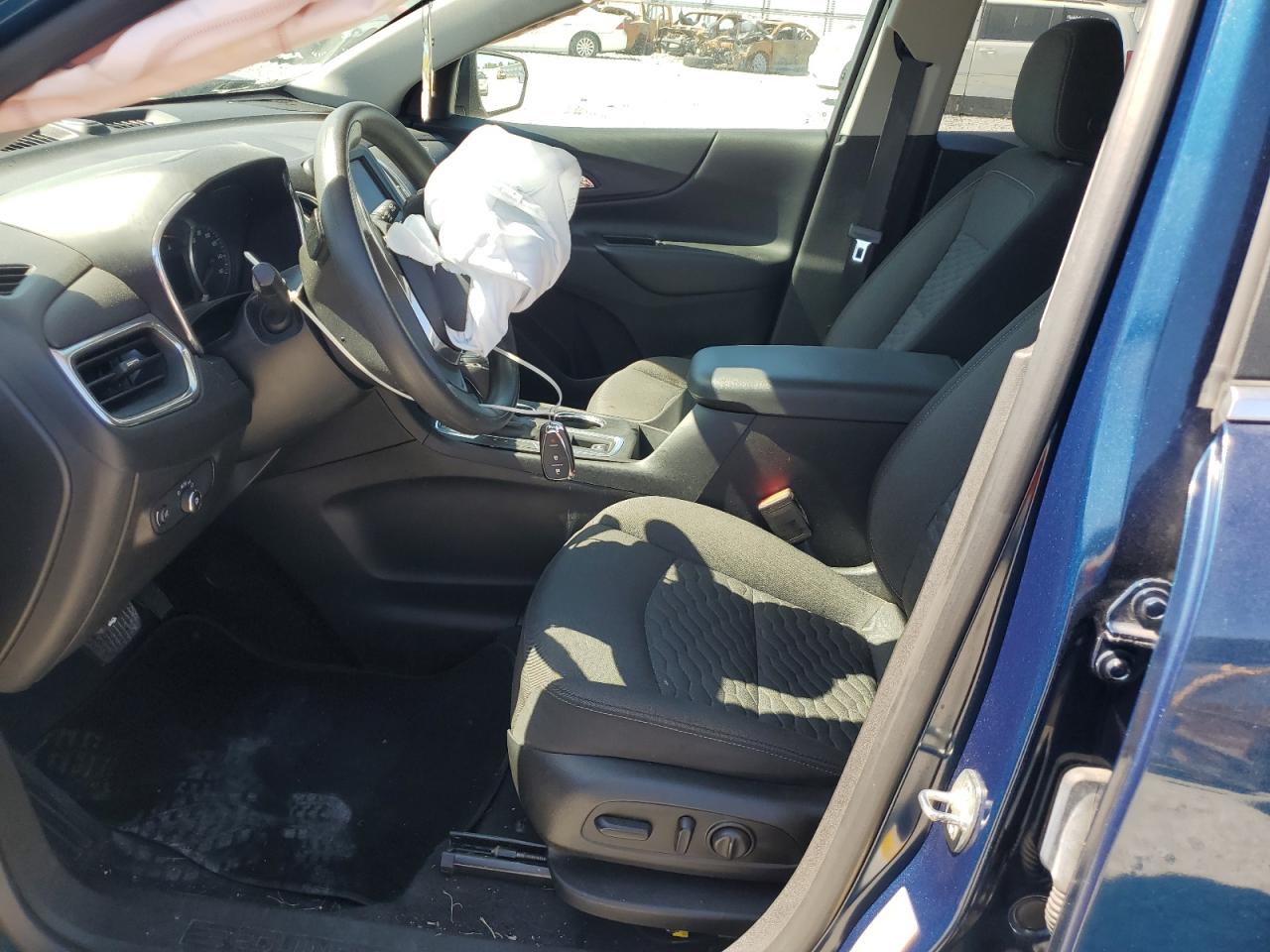 2021 Chevrolet Equinox Lt VIN: 2GNAXUEV3M6120097 Lot: 70482515