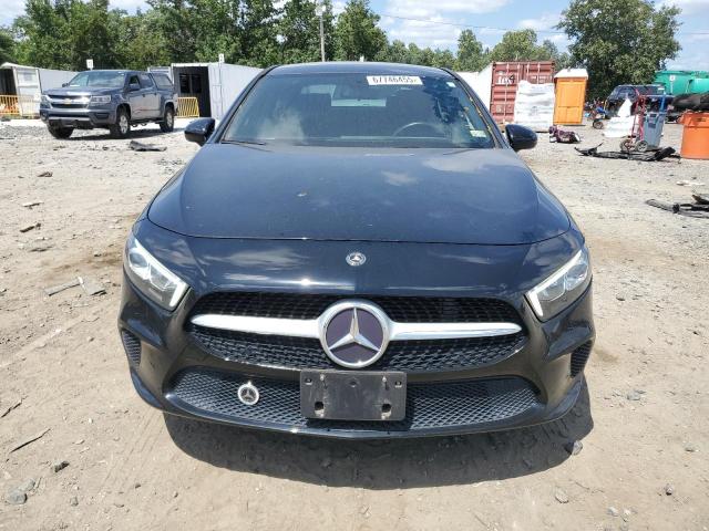  MERCEDES-BENZ A-CLASS 2019 Черный