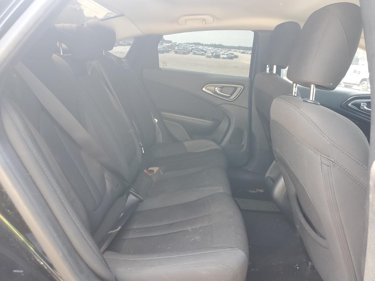 2016 Chrysler 200 Limited VIN: 1C3CCCAB5GN112512 Lot: 68882185