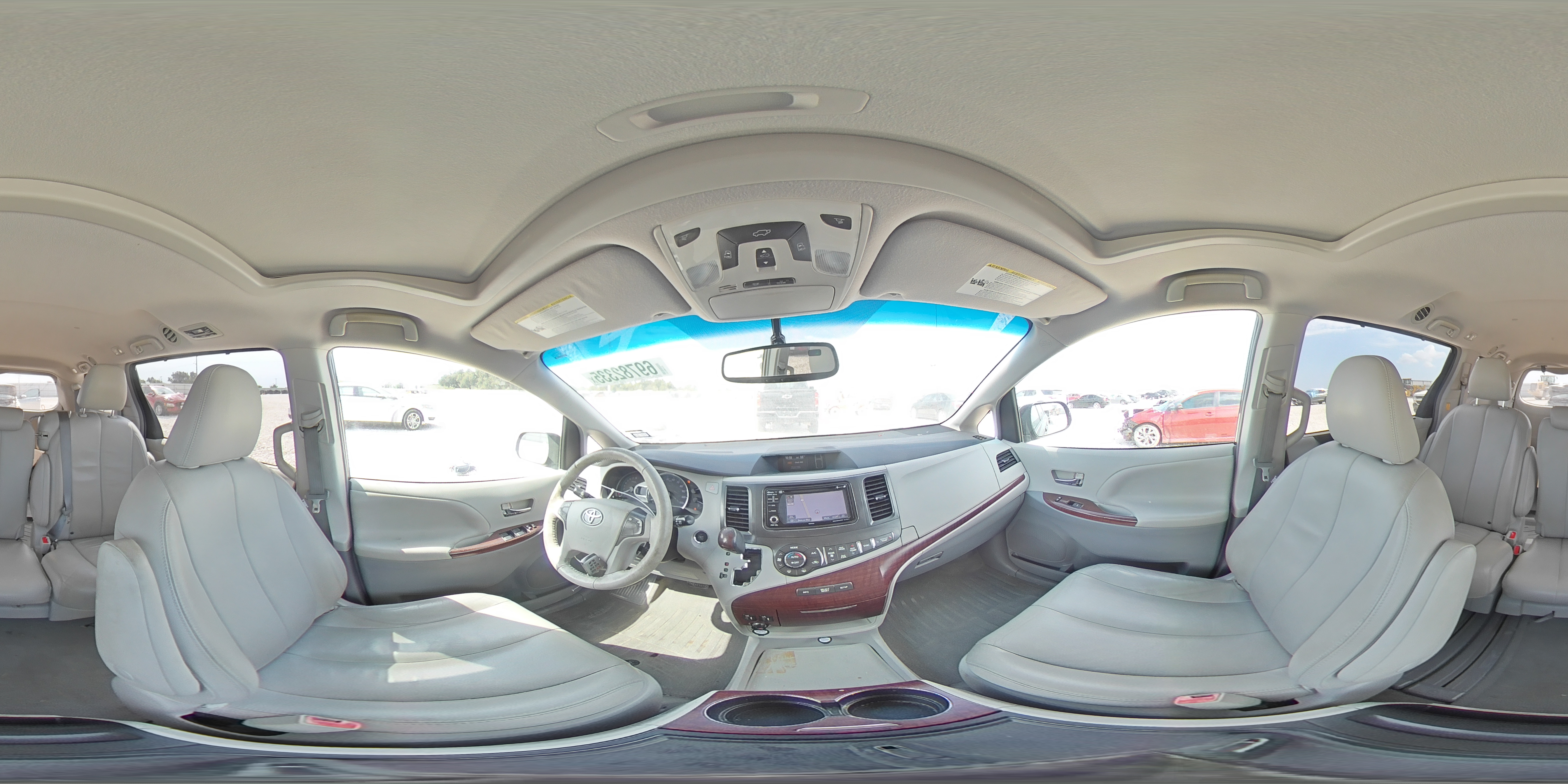2013 Toyota Sienna Xle VIN: 5TDYK3DC2DS382554 Lot: 69782335