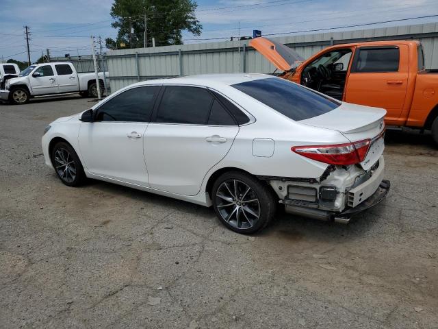  TOYOTA CAMRY 2016 Biały