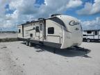 2017 COUG AR X-LITE - RVS RV à vendre chez Copart FL - CLEWISTON