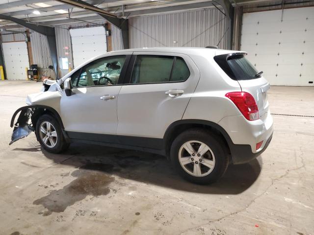 CHEVROLET TRAX 2018 Srebrny
