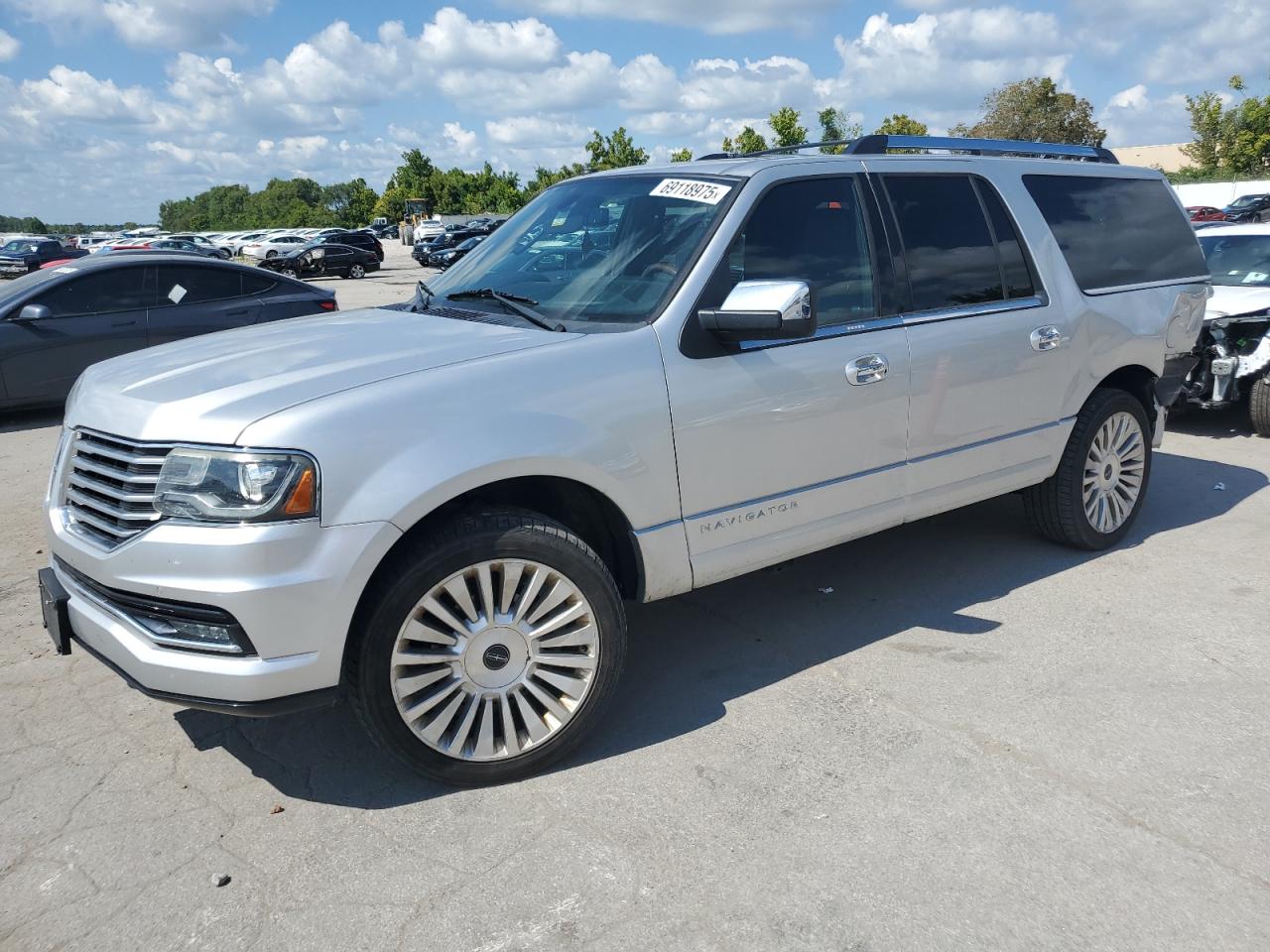 2016 Lincoln Navigator L Reserve silver null gas 5LMJJ3LT2GEL04784 photo #1