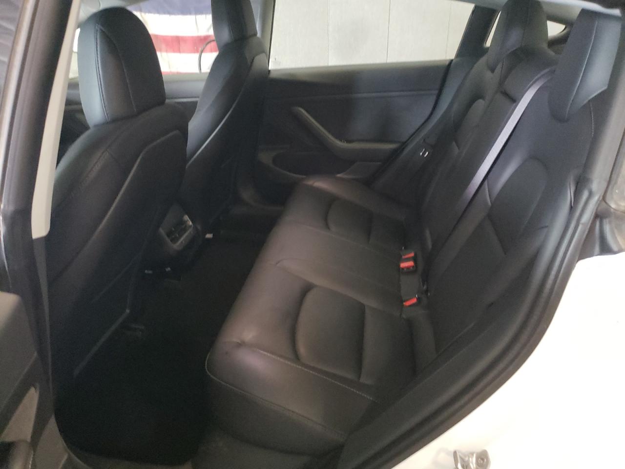 2020 Tesla Model 3 VIN: 5YJ3E1EA0LF660471 Lot: 68139025