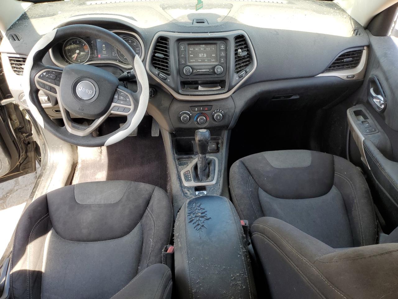 2017 Jeep Cherokee Sport VIN: 1C4PJLAB2HW591924 Lot: 70532645