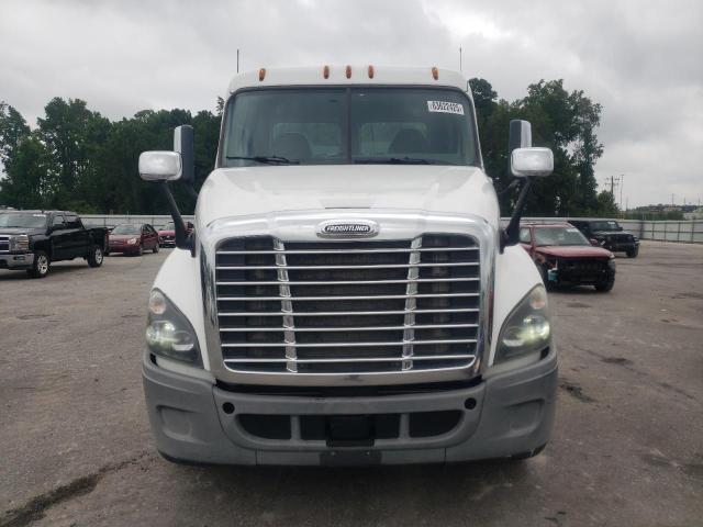 2018 FREIGHTLINER CASCADIA 1 - TRUCKS