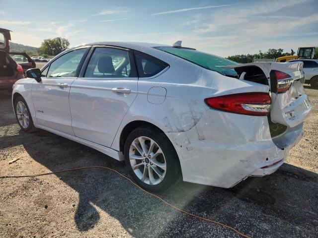  FORD FUSION 2019 White