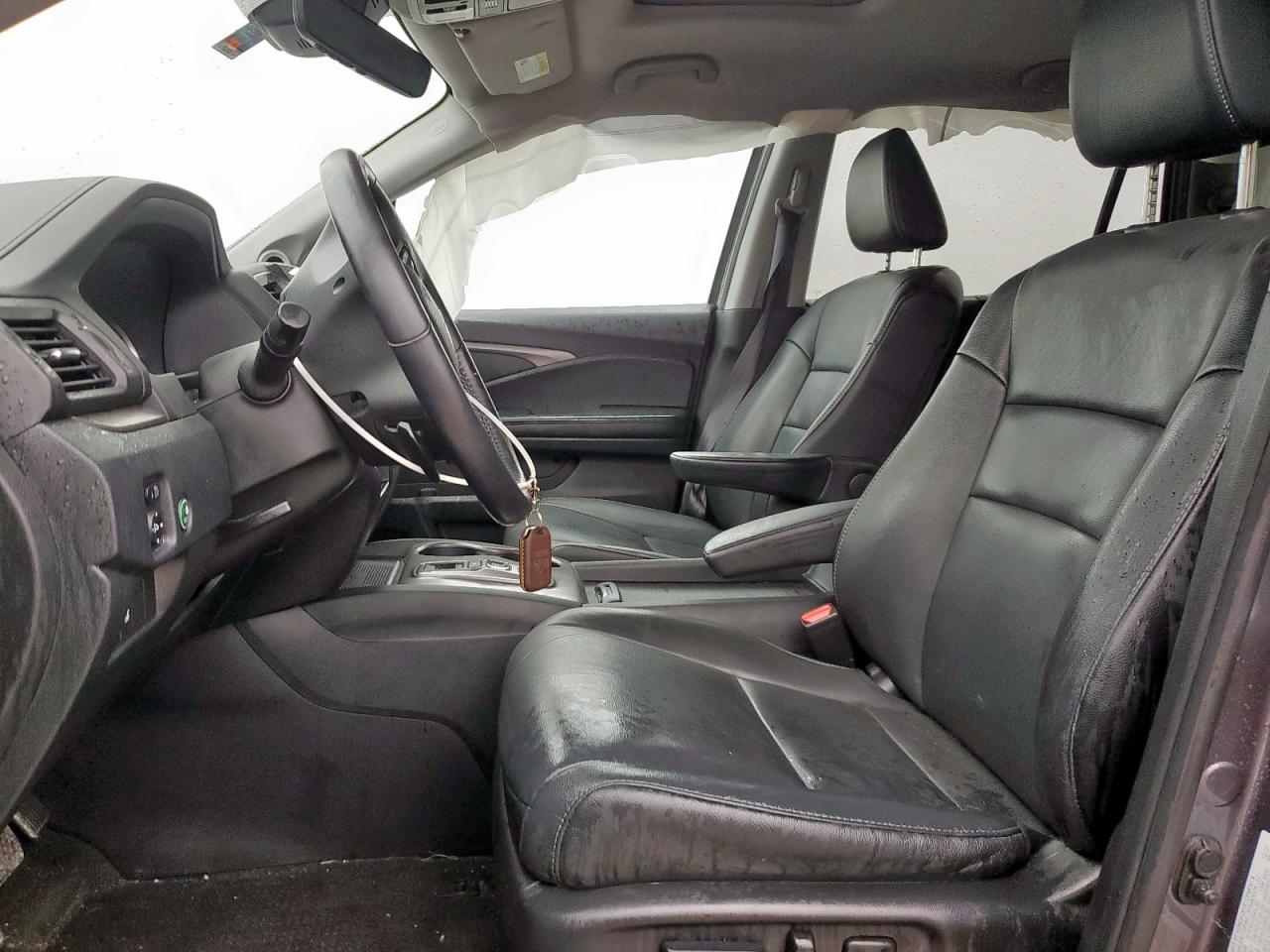 2022 Honda Pilot Se VIN: 5FNYF5H26NB011999 Lot: 68348925