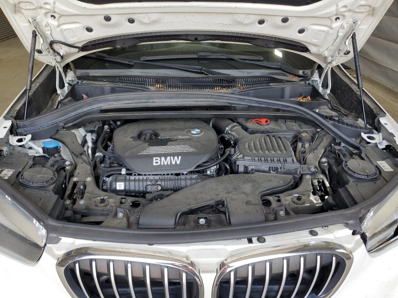 2018 BMW X1 xDrive28I VIN: WBXHT3C39J5L32155 Lot: 67833585