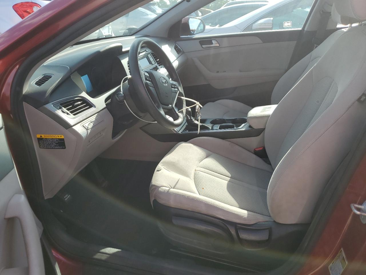 2015 Hyundai Sonata Se VIN: 5NPE24AF1FH204408 Lot: 68135005