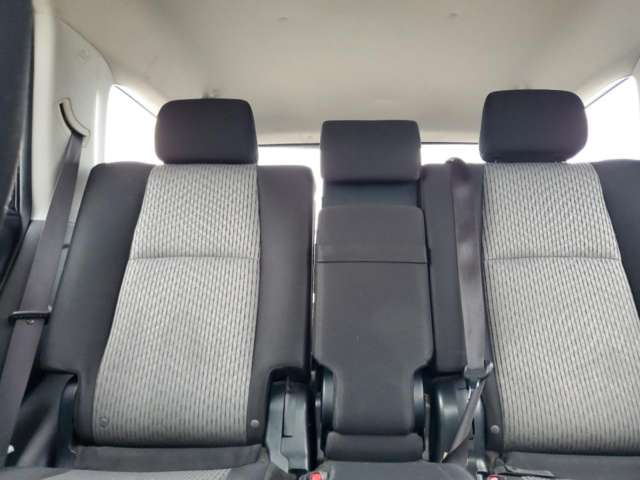 2019 Toyota 4Runner Sr5 VIN: JTEZU5JR0K5207124 Lot: 68851095