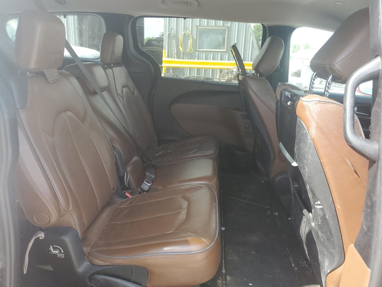 2017 Chrysler Pacifica Limited VIN: 2C4RC1GGXHR804718 Lot: 67549235