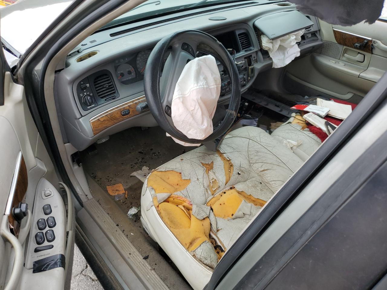 1998 Mercury Grand Marquis Ls VIN: 2MEFM75W5WX626737 Lot: 69958685