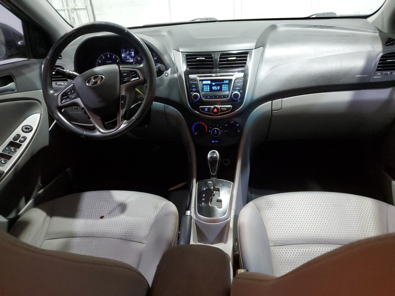 2015 Hyundai Accent Gls VIN: KMHCU5AE4FU212759 Lot: 89795005