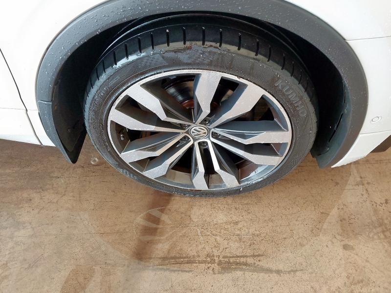 2019 VOLKSWAGEN TIGUAN R-LINE TECH TDI 2.0 TDI 150 R-LINE TECH 5DR