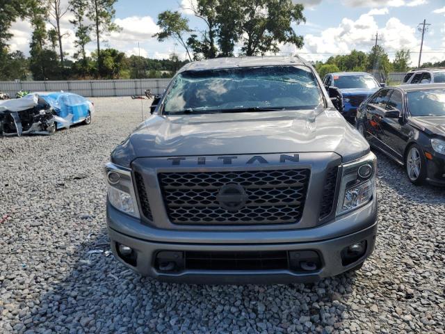  NISSAN TITAN 2018 Серый