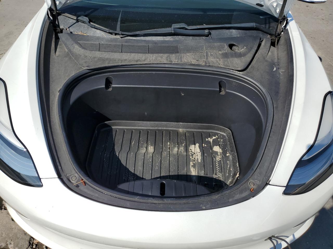 2020 Tesla Model 3 VIN: 5YJ3E1EB3LF619647 Lot: 68328155