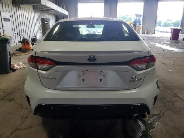  TOYOTA COROLLA 2024 Белы