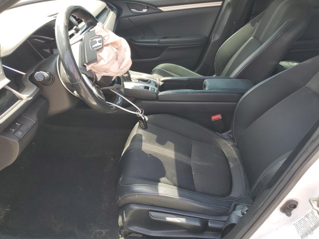 2019 Honda Civic Sport VIN: 19XFC2F8XKE015819 Lot: 68704235