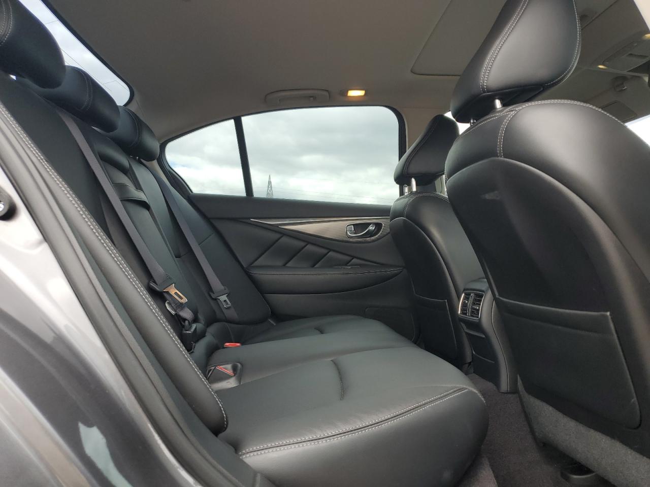 2017 Infiniti Q50 Premium VIN: JN1EV7AR3HM839631 Lot: 70181765