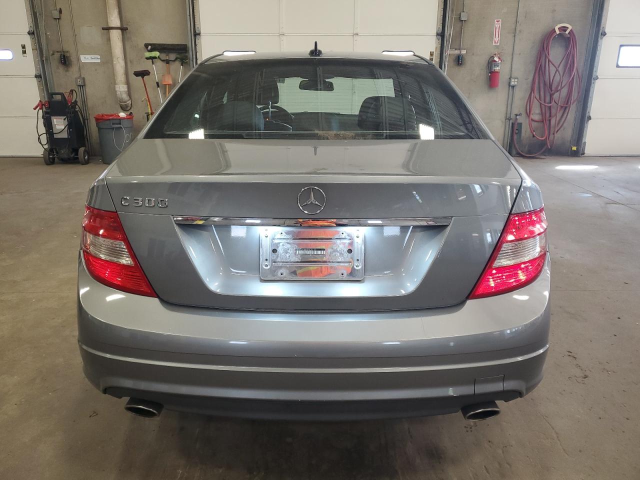 2011 Mercedes-Benz C 300 VIN: WDDGF5EB8BF639219 Lot: 70527795