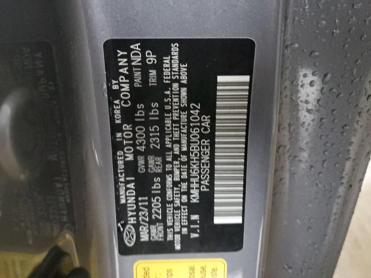 2011 Hyundai Genesis Coupe 3.8L VIN: KMHHU6KH5BU061042 Lot: 69567755