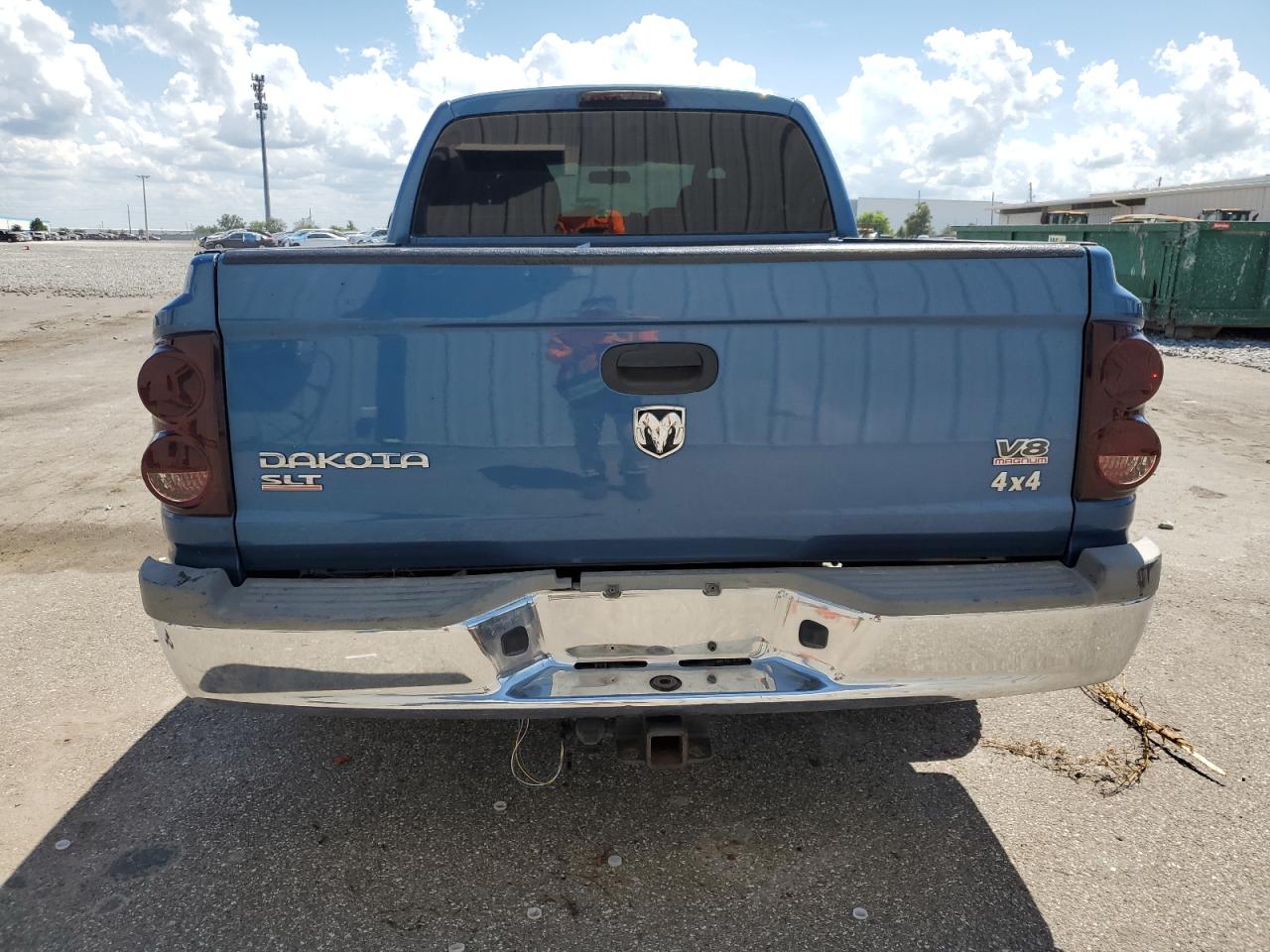 2005 Dodge Dakota Quad Slt VIN: 1D7HW48N15S214537 Lot: 70814875